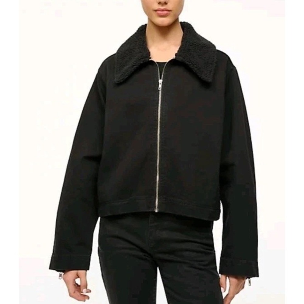 NWT Wrangler x STAUD Minimal Sherpa Collar Cropped Black Jacket Size Large